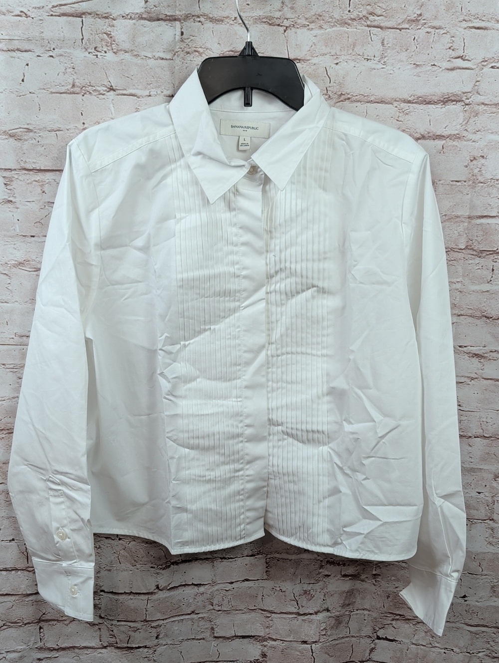 Banana Republic White Pleated-Front Dress Shirt - Large
